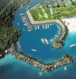 三亞瑞吉酒店遊艇碼頭