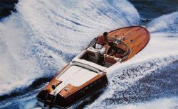 豪華遊艇的鼻祖，看看麗娃是如何的優雅和至尊吧！