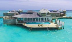 水上建築-水上別墅