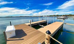 德立遊艇碼頭：浮動碼頭設計方案